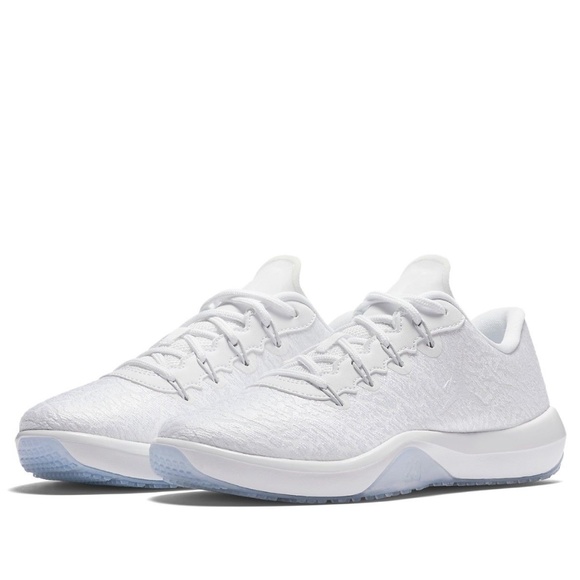 nike jordan junior trainers